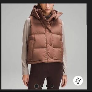Lululemon wonder puffed crop vest size 4 no tags but never used